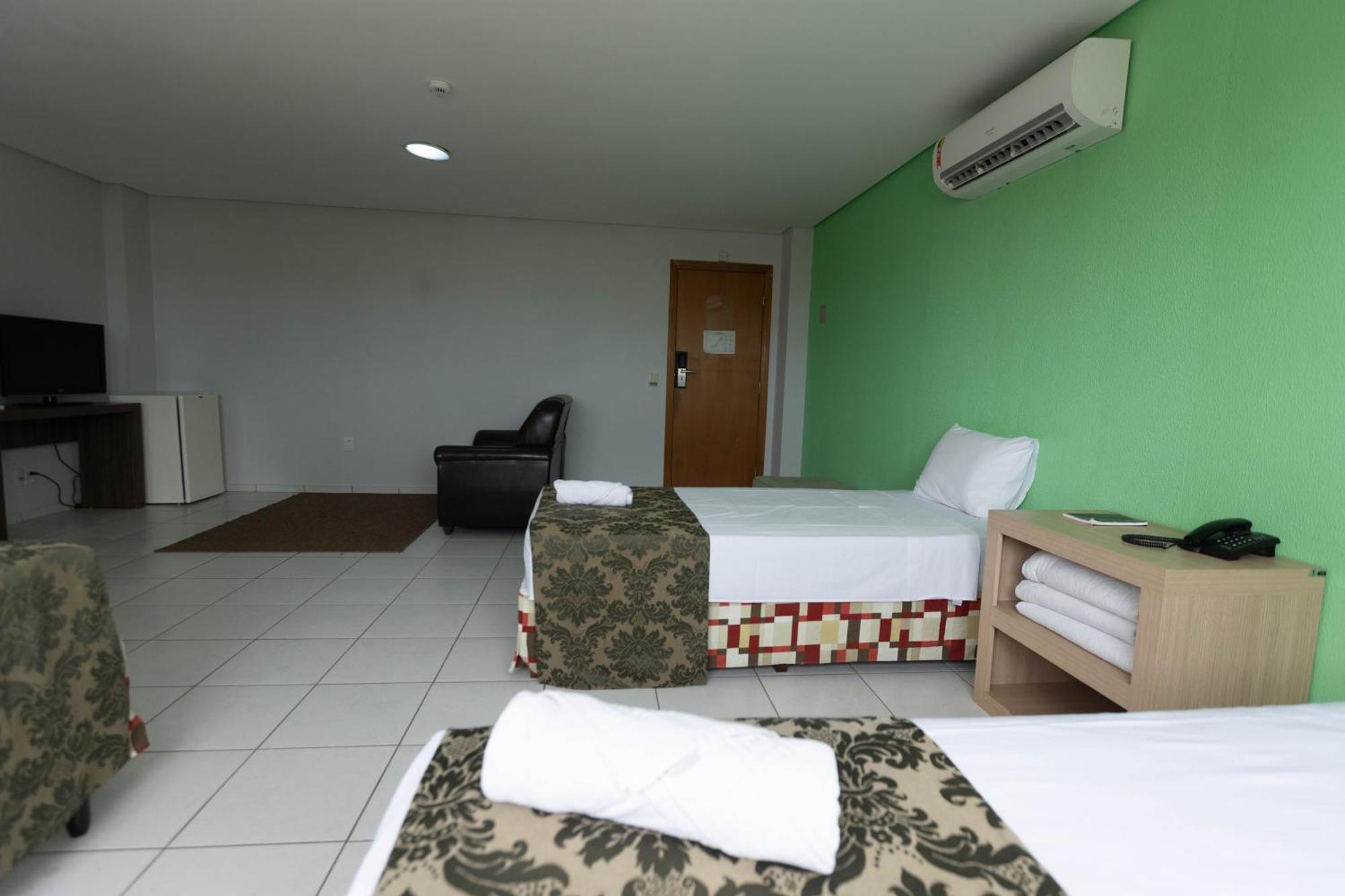 Hits Pantanal Hotel Aeroporto Várzea Grande Eksteriør bilde