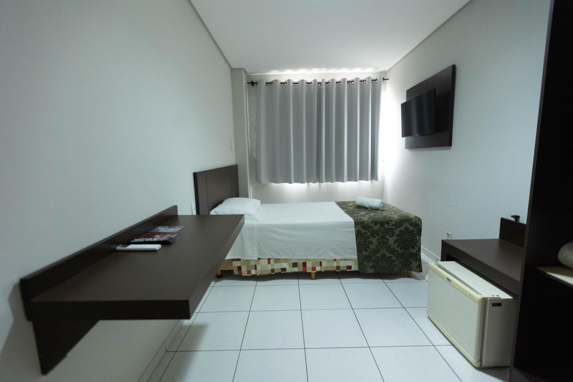 Hits Pantanal Hotel Aeroporto Várzea Grande Eksteriør bilde