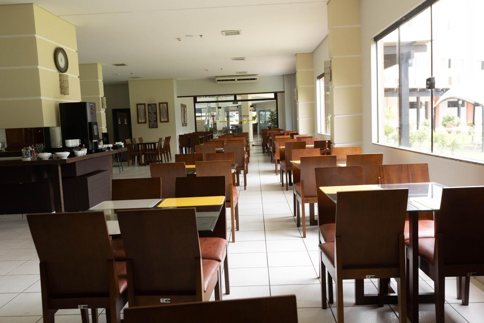 Hits Pantanal Hotel Aeroporto Várzea Grande Eksteriør bilde