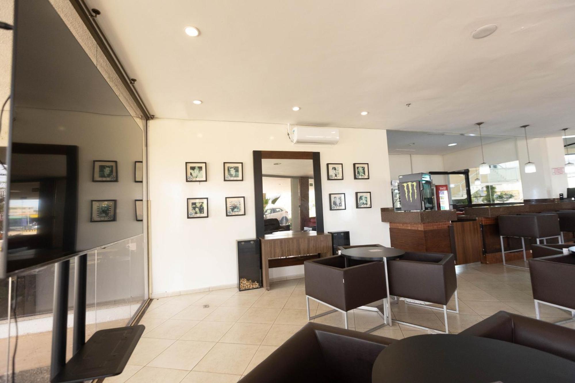 Hits Pantanal Hotel Aeroporto Várzea Grande Eksteriør bilde